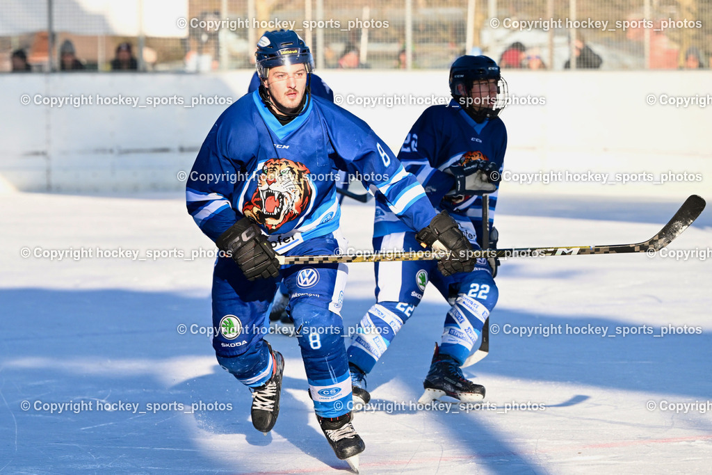 EC Tigers Paternion vs. EC FELD AM SEE/DSG LEDENITZEN | #8 Ortner Sandro EC Tigers Paternion, EC Tigers Paternion vs. EC FELD AM SEE/DSG LEDENITZEN, EC Tigers Paternion vs. EC FELD AM SEE/DSG LEDENITZEN am 04.01.2026 in Paternion (Eislaufplatz Paternion), Austria, (Photo by Bernd Stefan)