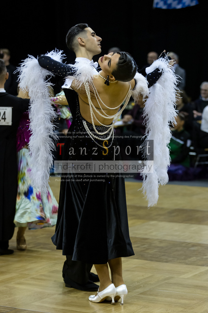 20241102_DC_HGR_Std_08944 | Tanzsportbilder, Standardtanz, Lateintanz, WDSF, DTV, LTVB, dancecomp, goc, hessen tanzt, blaues band der spree, walzer, tango, wiener walzer, slowfox, quickstepp, samba, rumba, cha-cha-cha, paso doble. jive, hd-kroft photography, turniertanzsport