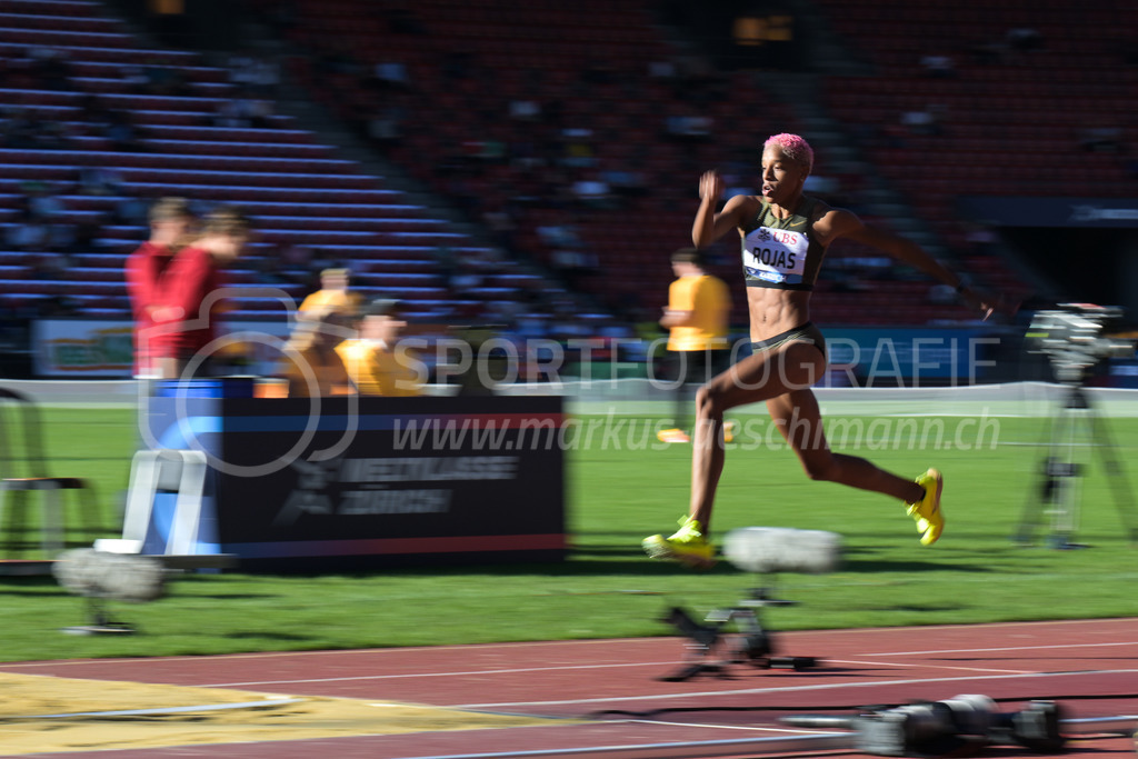 Leichtathletik: Weltklasse Zürich | 08.09.2022, Zürich, Letzigrund, Leichtathletik: Weltklasse Zürich, ROJAS Yulimar (VEN) im Dreisprung der Frauen. - Realisiert mit Pictrs.com