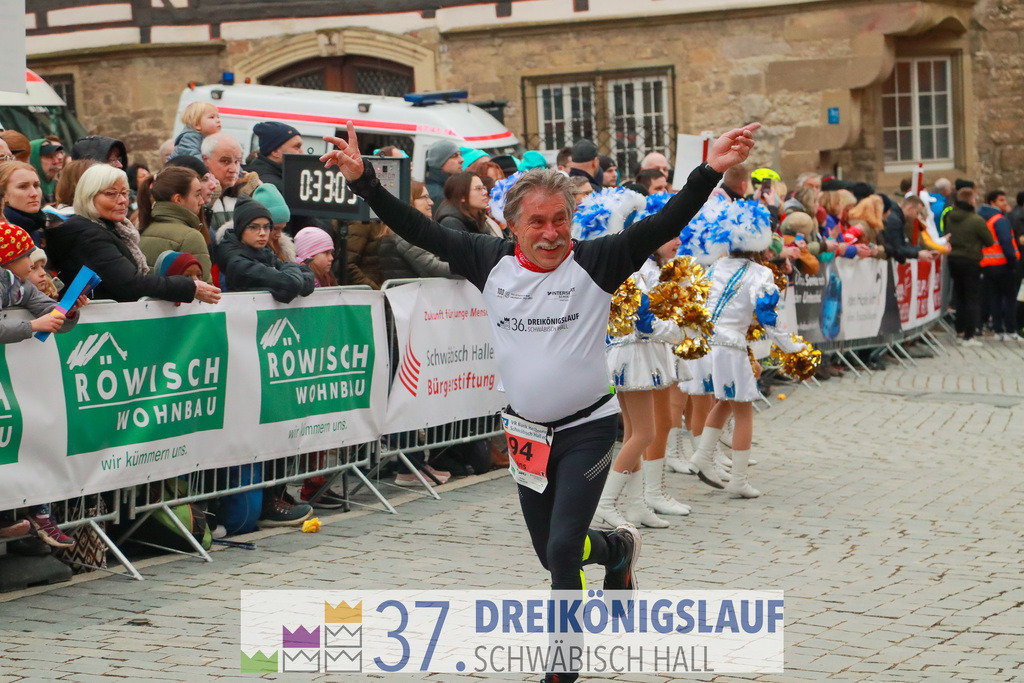 VR Bank Hauptlauf 10000m | 3 Koenigslauf 2023 - Realisiert mit Pictrs.com