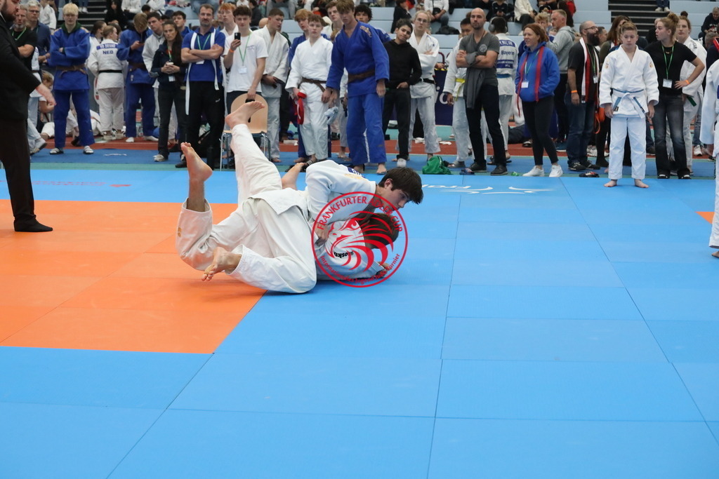 1J7A3081 | Fotos vom Adler Cup - Pictures from Adler Cup

Hier findet Ihr alle Eindrücke und großen Momente der Adler Cup Wochenenden. Here you will find all impressions and great moments of the Adler Cup weekends. - Realisiert mit Pictrs.com