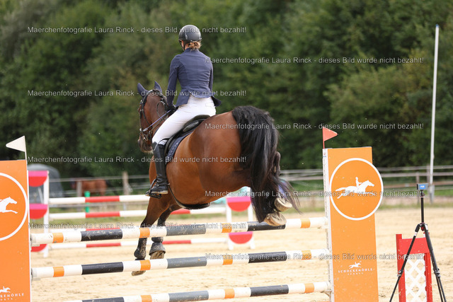 HG9A0413 | laurarinckfotografie - Realisiert mit Pictrs.com