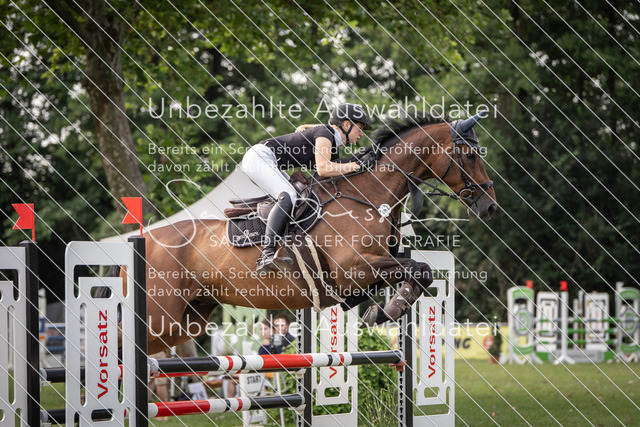SD_Verl_08176 | saradresslerfotografie - Realisiert mit Pictrs.com