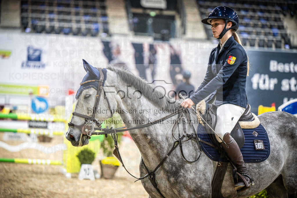 DOS_0762 | Entdecke hochwertige Reitturnierfotos von Foto Oger. Professionell, emotional und authentisch – jetzt Lieblingsmomente im Shop bestellen.Deutschlandweite Turnierfotografie. - Realisiert mit Pictrs.com