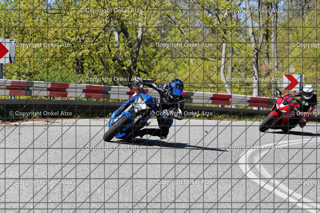 IMG_7722 | Fotograf am Kyffhäuser. Onkel Atze. Kyffhäuser Rennstrecke. Café36. Motorsportfotografie. - Realisiert mit Pictrs.com