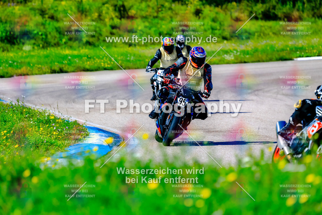 095-5523 | Hier findet Ihr Bilder von Touristenfahrten auf der Nürburgring Nordschleife oder von anderen Veranstaltungen die ich besucht habe. Viel Spass beim Durch Schauen 