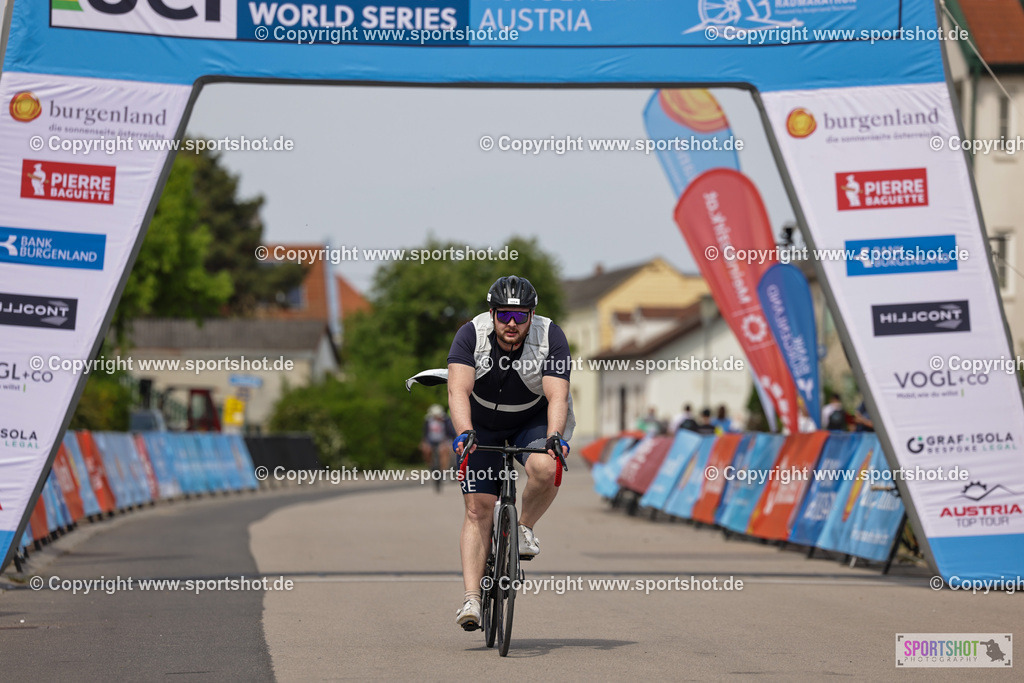 VJ__9939 | Neusiedlersee Radmarathon 2026@sportshot_your_pictrs #yourpictures#roadtowm2029 #nrm #neusiedlerseeradmarathon #neusiedlersee #neusiedlerseetourismus #burgenland #mörbisch #nrm26 #burgenlandtourismus #voglundco #poweredbyburgenlandtourismus #radsport #rad #marathon #ucigranfondo #visitburgenland #ucigranfondoworldseries