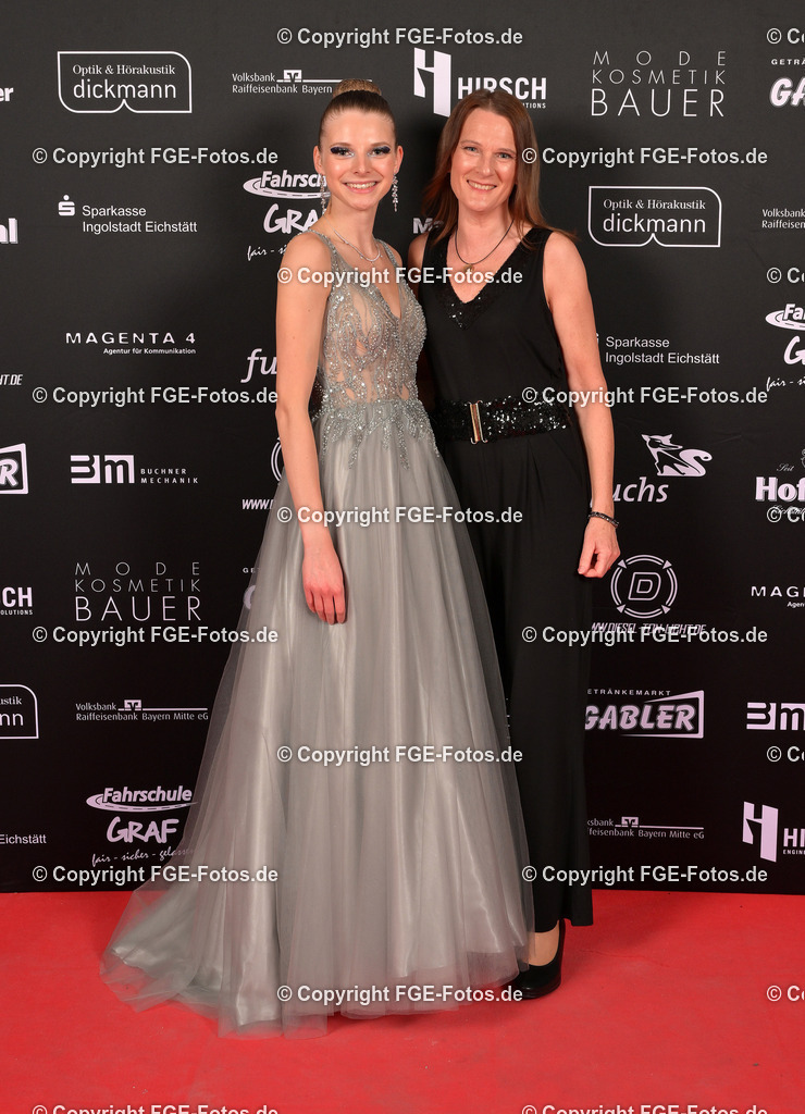 20240114-fge-fotos-0556 | Eröffnungsball der FGE am 14.01.2024 im Alten Stadttheater in Eichstätt. - Realisiert mit Pictrs.com