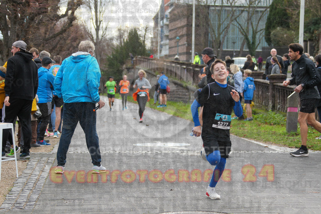 221231_1032_EV4_6544 | Sportfotografie im Rhein-Sieg Kreis, Köln, Bonn, NRW, Rheinland Pfalz, Hessen, etc. Unser Tätigkeitsfeld umfasst den Laufsport vom Volkslauf über den Marathon, Duathlon, Triathon bis zum Ultralauf wie Kölnpfad Ultra oder Schindertrail.