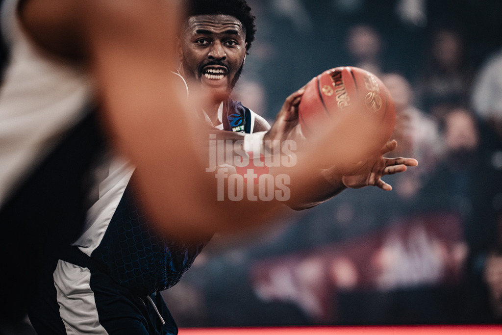 Basketball | Männer | Saison 2025/2026 | BKT EuroCup | Veolia Towers Hamburg vs. Bahcesehir College Istanbul | 14.10.2025 | Trevion Williams (#50, Bahcesehir College Istanbul)