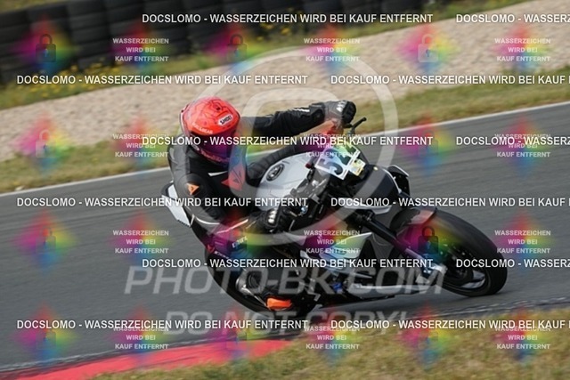2024_08_17_PBK_33261 | Sportfotografie; SlowMotion; Video; Rennstrecke; Hafeneger; Speer; Racing; RSE; BMW; CBO; Trackday; Motorsportarena; Hockenheimring; Brno; Most; Barcelona; Valencia