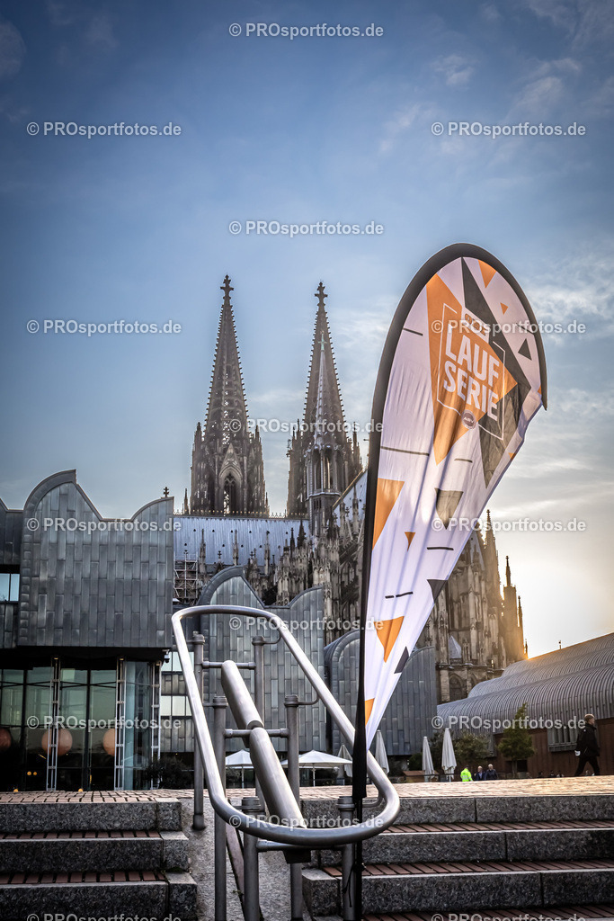 16. OBI Nachtlauf des ASV Koeln; Koeln, 17.05.23 | Impressionen vom 16. OBI Nachtlauf des ASV Koeln am 17.05.23 am Altstadt in Koeln (Deutschland). Foto: BEAUTIFUL SPORTS/Bernd Hoffmann