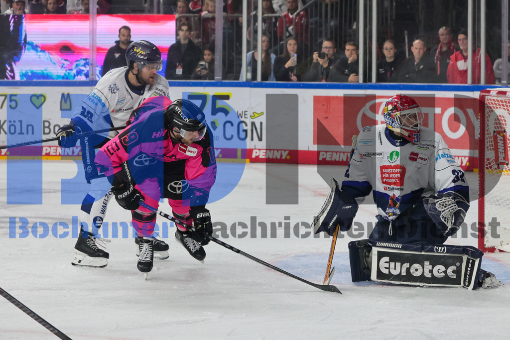 SES_KOLISE20251012-50 | bond - Realisiert mit Pictrs.com