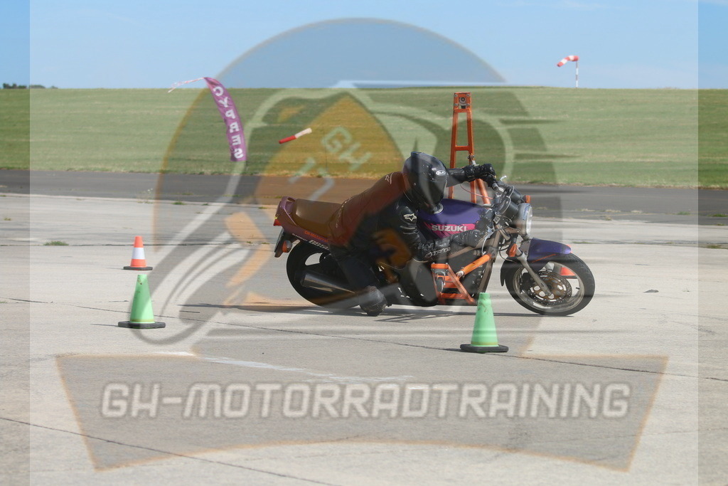 IMG_3809 | gh-motorradtraining-foto.de - Realisiert mit Pictrs.com