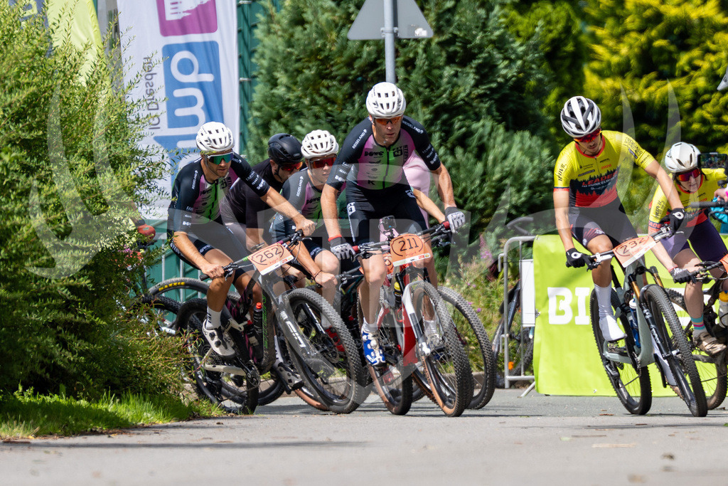 _DSC4964 | Fotogalerie der Treibjagd im Dunkelwald - Dein MTB Etappenrennen im Erzgebirge - Realisiert mit Pictrs.com