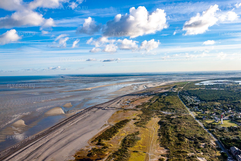 Vue aérienne: Vue de la ville à Cayeux-sur-Mer dans le département Somme, France. Photo: IMG_70934.jpg prise le 24/08/2014 par Werner Riehm/FLY-FOTO.eu – Résolution de l'original: 4752 x 3168 px