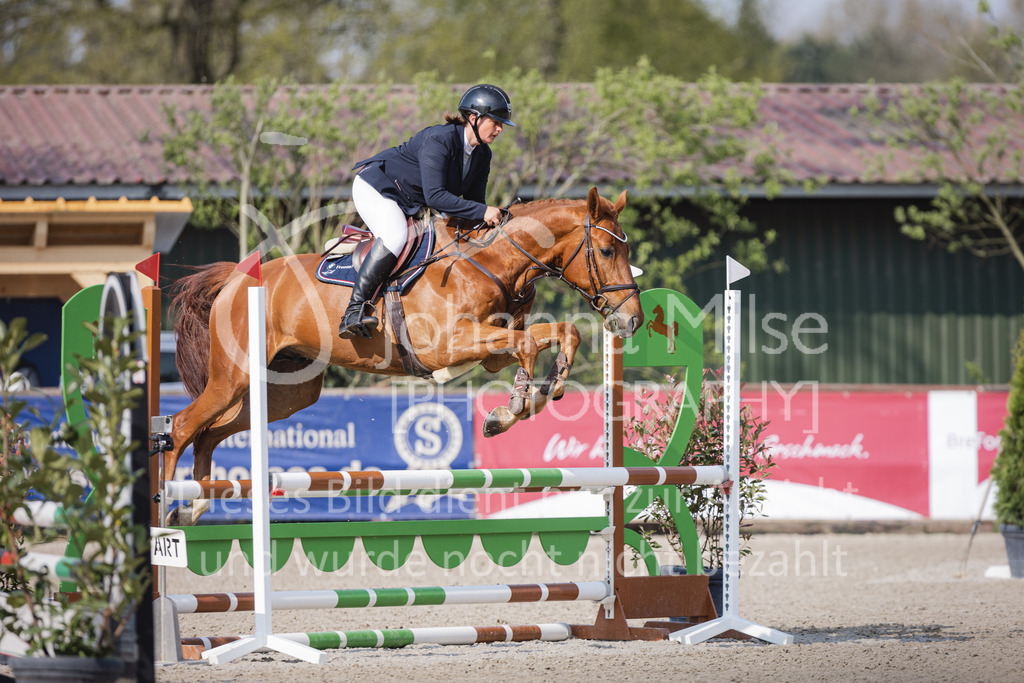 220426_Mühlen_SprPfA1-126 | Late Entry Mühlen
26.04.2022
01 Springpferde-A* 4-6j