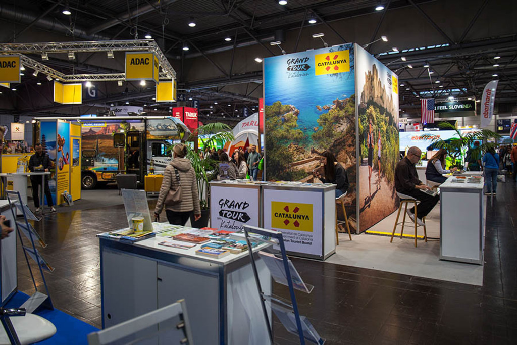 Touristik & Caravaning Leipzig | Entdecke über 20 Kategorien Leipzig-Motive: Foto-Downloads, hochwertige Poster, Leinwand- & Fine-Art-Prints. Jetzt Lieblingsfoto im Bildlexikon Leipzig Shop bestellen!