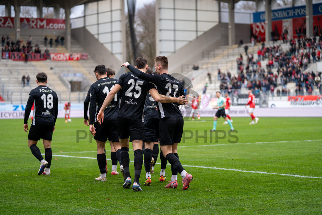 Kickers Offenbach vs. SG Sonnenhof Grossaspach, Fussball, Regionalliga Suedwest, 24. Spieltag, 14.03.2026 | Loris Maier (SG Sonnenhof Großaspach, #27) jubelt nach seinem Treffer zur 0:1 Fuehrung mit seiner Mannschaft,Kickers Offenbach vs. SG Sonnenhof Grossaspach, Fussball, Regionalliga Suedwest, 24. Spieltag, 14.03.2026Foto: photosbyphips/Philip Ziegler