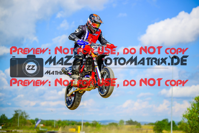 MaZZes_FotoMatrix_240714_6021986_0102 | UE40