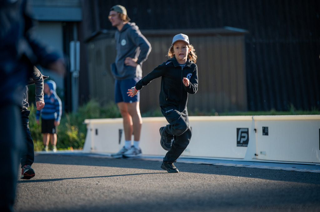 2025-09JP Hockey-Camp-Widnau-1177 | "Fussifoto.com – Ihr Ansprechpartner für hochwertige Fotografie! Entdecken Sie kreative Bilder und professionelle Dienstleistungen. Kontaktieren Sie uns für Ihre Projekte!"