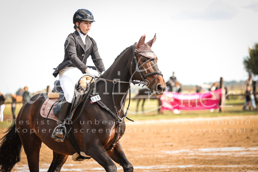 06.SoSpE00102 | Leoni Ertmer Photography - Realisiert mit Pictrs.com