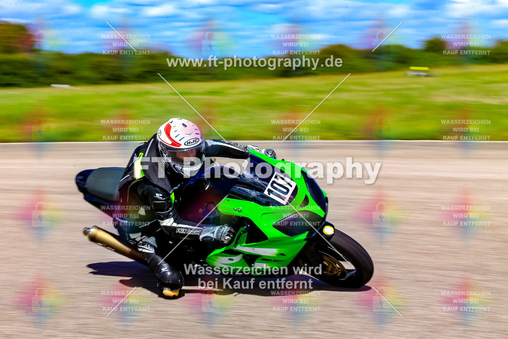 _OUR6362 | Hier findet Ihr Bilder von Touristenfahrten auf der Nürburgring Nordschleife oder von anderen Veranstaltungen die ich besucht habe. Viel Spass beim Durch Schauen 