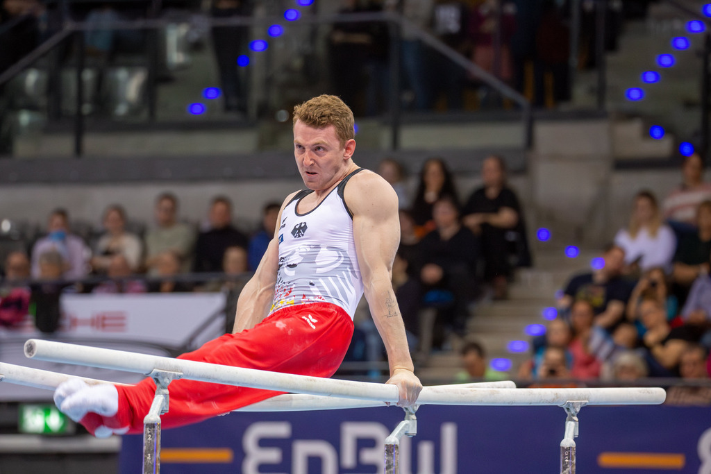 EnBW DTB-Pokal Stuttgart 2025, Mixed Cup***Nils Dunkel (Deutschland) am Barren | EnBW DTB-Pokal Stuttgart 2025, Mixed Cup***Nils Dunkel (Deutschland) am Barren - Realisiert mit Pictrs.com
