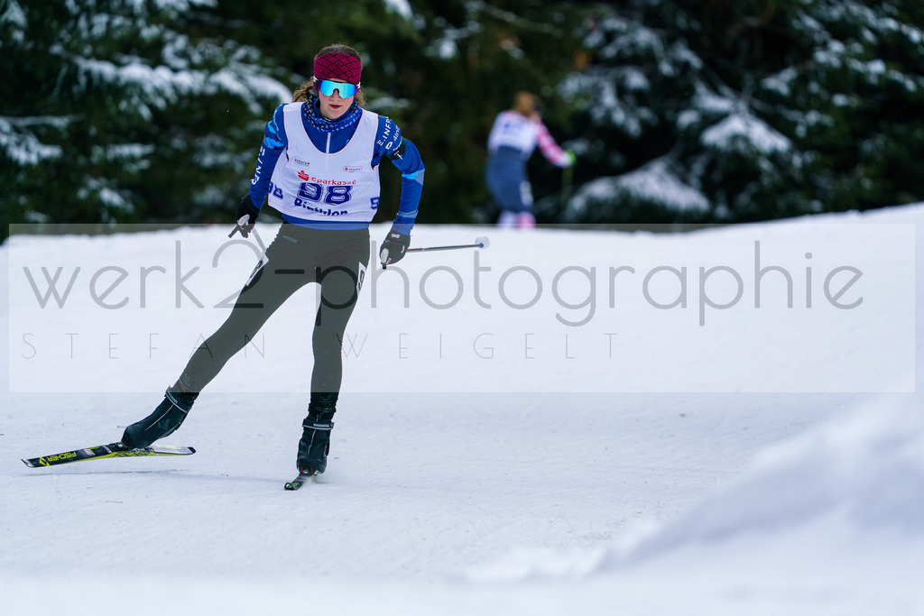 DSC Oberwiesenthal | Vom 19. - 21. Januar fand in der Sparkassen-Skiarena Oberwiesenthal der DSV E.INFRA Schülercup Biathlon statt.