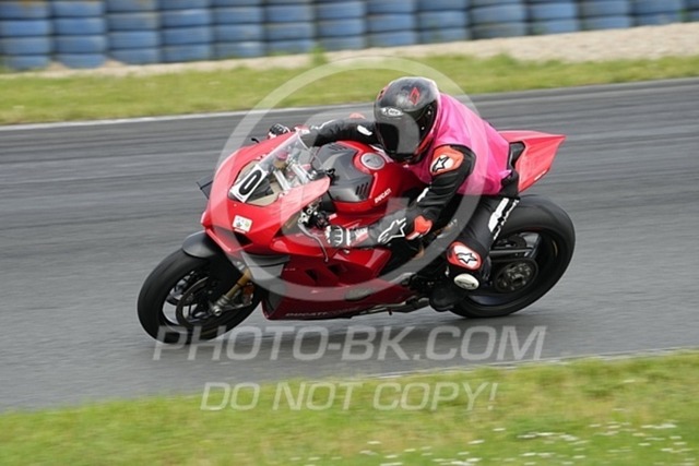 2024_06_21_PBK_18380 | Sportfotografie; SlowMotion; Video; Rennstrecke; Hafeneger; Speer; Racing; RSE; BMW; CBO; Trackday; Motorsportarena; Hockenheimring; Brno; Most; Barcelona; Valencia