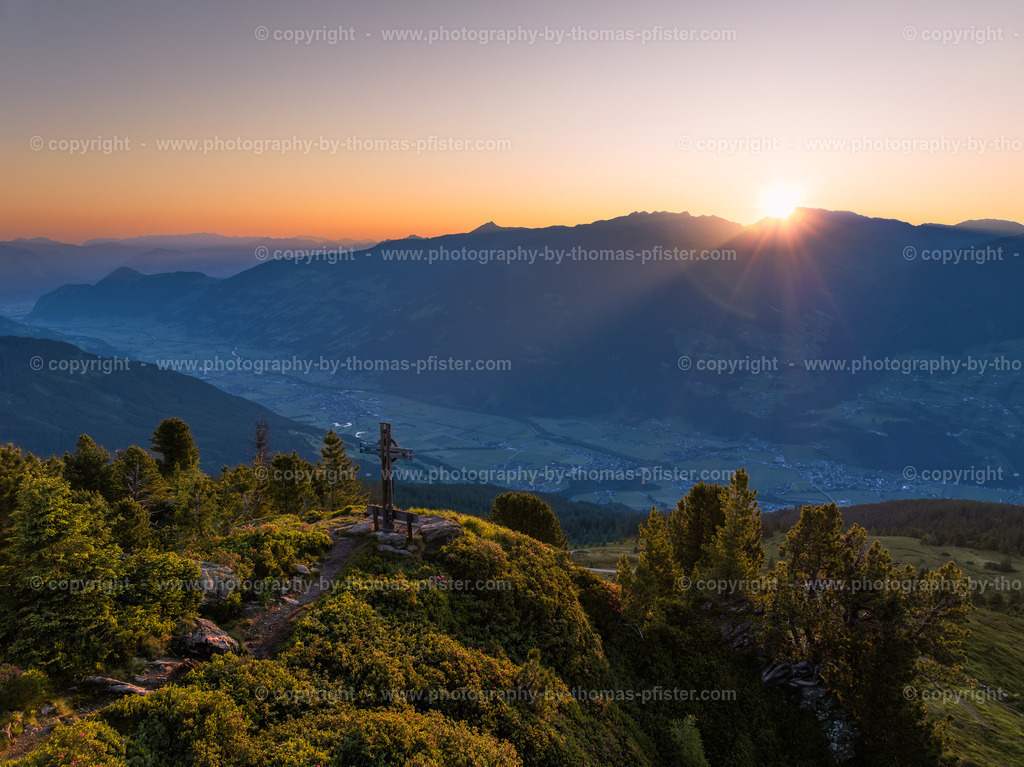 Sonnenaufgang Arbiskopf Zillertaler Höhenstrasse copyright  Thomas Pfister 10 | PHOTOGRAPHY BY THOMAS PFISTER