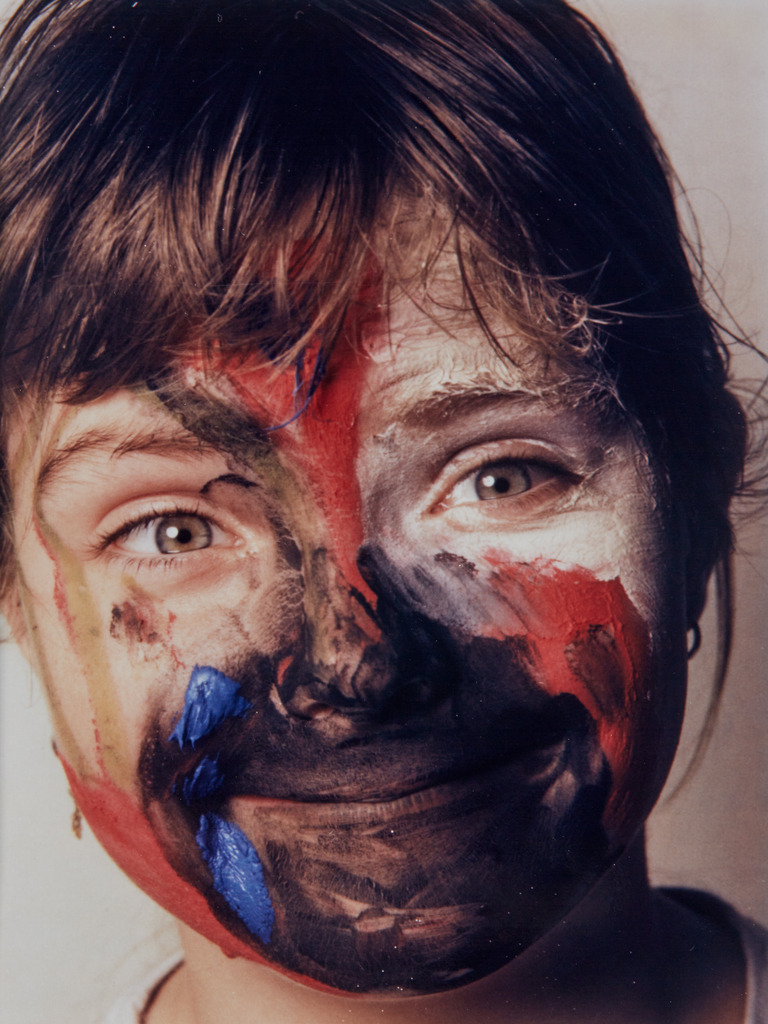 043art_Bee-Braxm_0949 | Werk aus  dem Jahr 1994   Nach einer Aktion im Ritterhausmuseum Offenburg. Kunstmaler Rainer Braxmaier und Modefotograf Wilfried Beege.