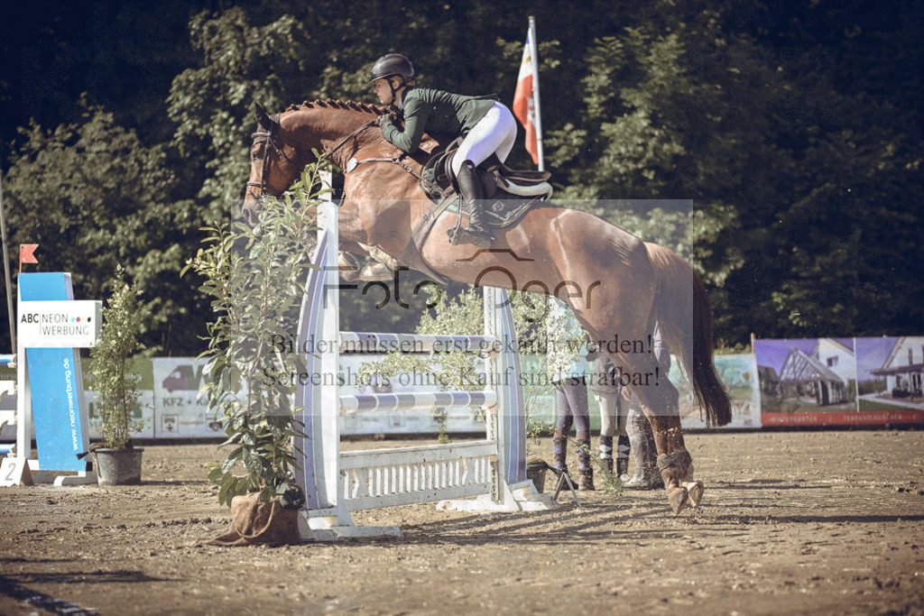 20240530-DOS_0383 | Entdecke hochwertige Reitturnierfotos von Foto Oger. Professionell, emotional und authentisch – jetzt Lieblingsmomente im Shop bestellen.Deutschlandweite Turnierfotografie. - Realisiert mit Pictrs.com
