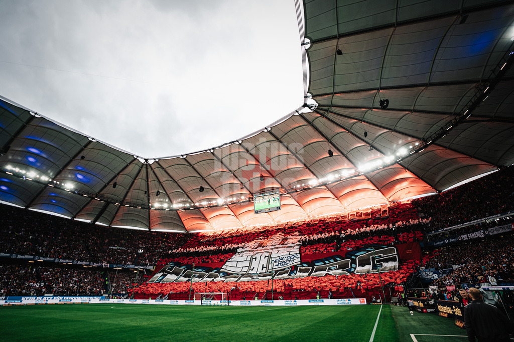 Fußball | Männer | Saison 2025/2026 | 1. Fußball-Bundesliga | 31. Spieltag | Hamburger SV vs. TSG Hoffenheim | 25.04.2026 | Choreo der HSV Fans auf der Nordtribüne vor dem Spiel Hansestadt Hamburg