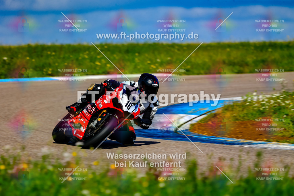 018-5378 | Hier findet Ihr Bilder von Touristenfahrten auf der Nürburgring Nordschleife oder von anderen Veranstaltungen die ich besucht habe. Viel Spass beim Durch Schauen 
