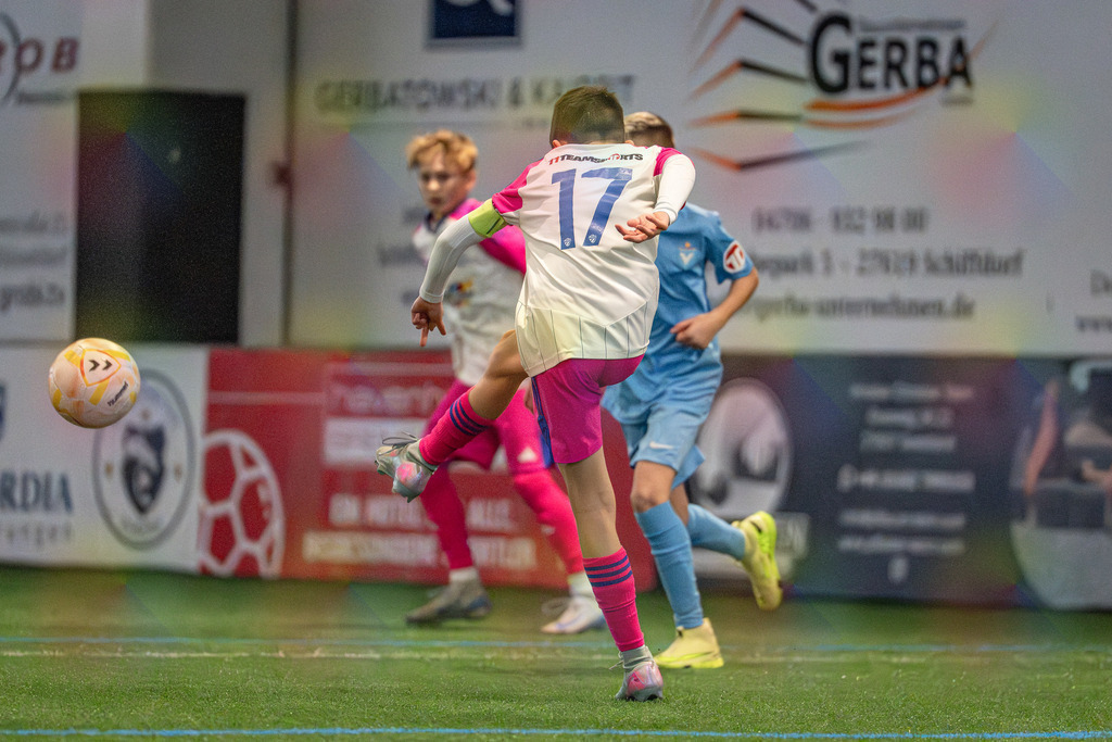 blr.pics-129 | Professionelle Fußball- und Sportfotografie. Spielbilder online ansehen und kaufen – Einzelbilder oder komplette Galerien in hoher Qualität. - Realisiert mit Pictrs.com