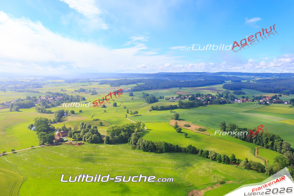 Luftbild von Windischenhaig Kulmbach - Luftaufnahme wurde 2016 von https://frankenair.de mittels Flugzeug (keine Drohne) erstellt - die Geschenkidee