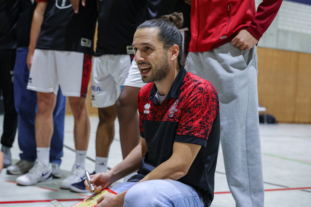 Regio BAYER GIANTS vs NEW Elephants Grevenbroich-6 | Fotos von Basketballspielen aus dem Raum NRW fotografiert von Gero Mueller-Laschet und Daniel Schaefer - Realisiert mit Pictrs.com