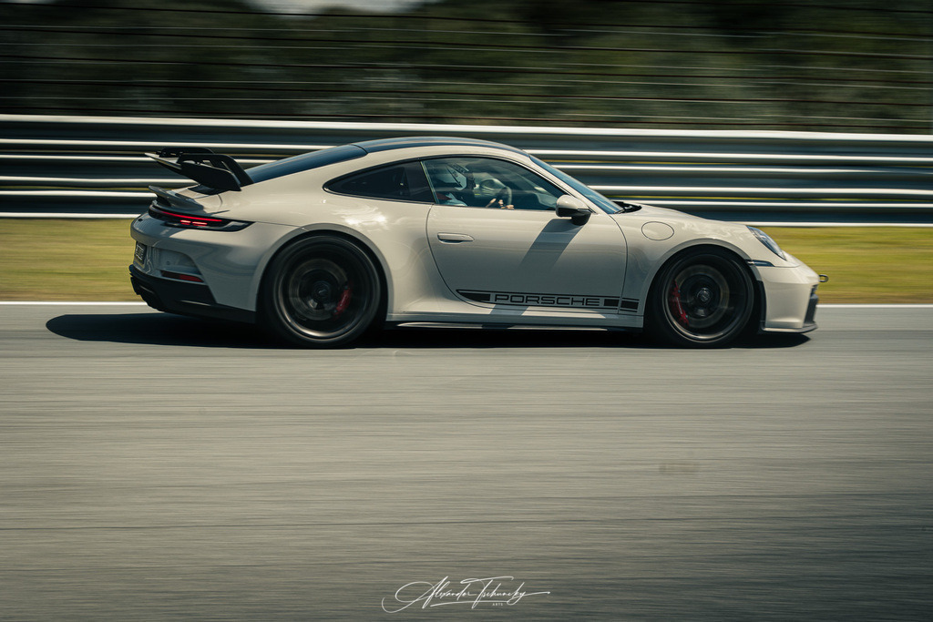 R6AT4107 _Alexander Tschuncky | Entdecken Sie die faszinierende Welt von Alexander Tschuncky Arts: Kreative Fotografie, atemberaubende Automobilkunst und hochwertiger Bilderdruck. Lassen Sie sich inspirieren! - Realisiert mit Pictrs.com