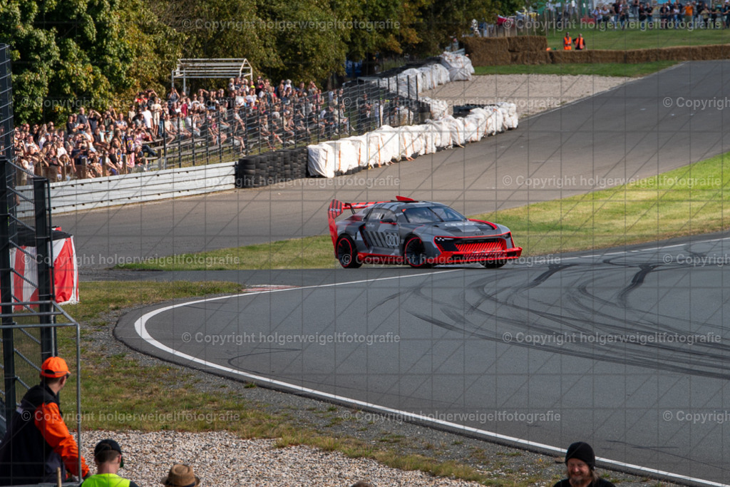 20250906160457D75_6538 | Bitte beachten!!!
Alle Fotos dieser Galerie sind nur grundbearbeitet. Im Falle eines Verkaufs, werde ich die Fotots noch mit dem nötigen Feinschliff versehen. - Realisiert mit Pictrs.com