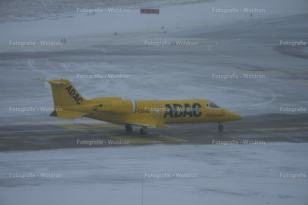 20221218  Deuschland Nuernberg - Airport-12 | Fotografie Woldron