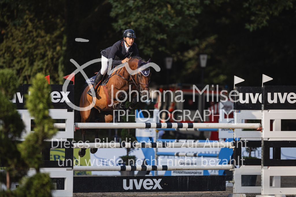 230910_OWLCh_Youngster7y-720 | Deine schönsten Turniermomente als professionelle Fotos! Entdecke hochwertige Pferdesport-Fotografie im Online-Shop. Jetzt Fotos finden & bestellen!