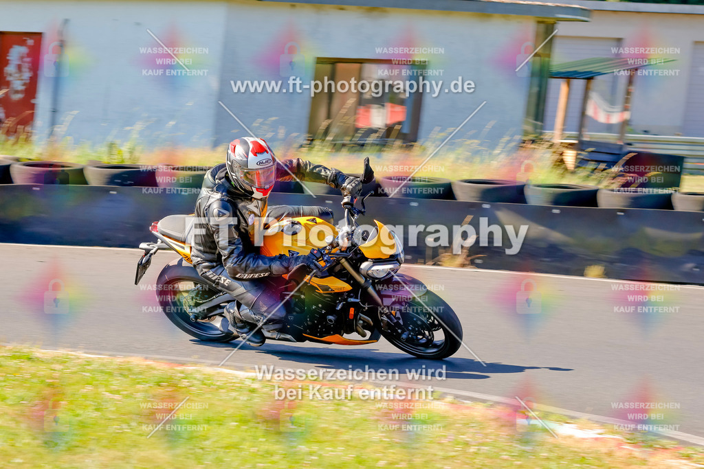 _MOT8943 | Hier findet Ihr Bilder von Touristenfahrten auf der Nürburgring Nordschleife oder von anderen Veranstaltungen die ich besucht habe. Viel Spass beim Durch Schauen 