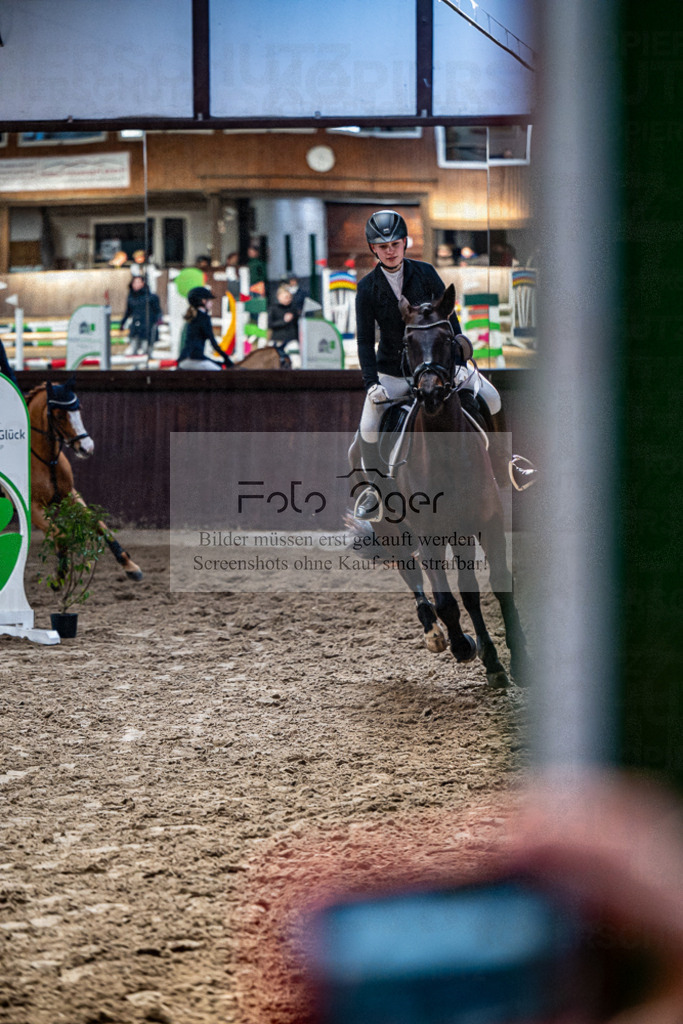 20240309-DOS_6447 | Entdecke hochwertige Reitturnierfotos von Foto Oger. Professionell, emotional und authentisch – jetzt Lieblingsmomente im Shop bestellen.Deutschlandweite Turnierfotografie. - Realisiert mit Pictrs.com