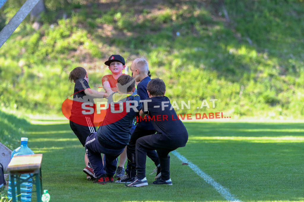 AUSTRIA U15 - MEXICO U15 | Kinder ; AUSTRIA U15 - MEXICO U15 am 29.04.2022 in Arnoldstein
(Sportplatz), AUSTRIA, (Photo by Ernst Krawagner sport-fan.at) - Realisiert mit Pictrs.com