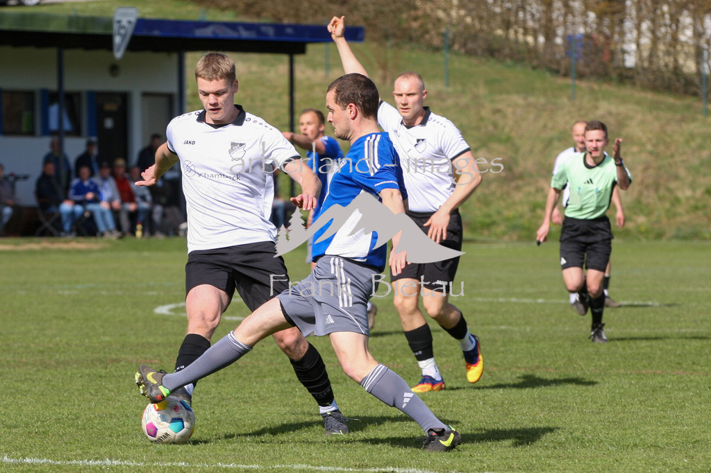 993T7390 | Medien- Sport- Entertainmentfotos