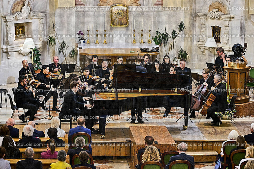 ALP0531_XXXIX_Chopin-Festival_Camerata Mozartiana_Wunder Ingolf | (C)FotoLois.com, Alois Spandl, XXXIX. internationales CHOPIN-Festival in der Kartause Gaming, Eröffnungskonzert in der Kartausenkirche mit Janusz Olejniczak (Klavier), Camerata Marzatiana unter Daniel Auner, Johanna Doderer (Komponistin), Natalia Rehling (Klavier), Ingolf Wunder (Klavier), Fr 4. August 2023.