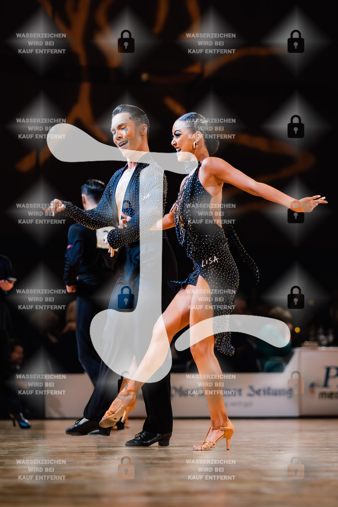 Goldstadtpokal 2025 - WDSF World Open Latin 8th (32) Xia Weiyi _ Li Yijia (China)-2025-01-25-0191 | Webshop for digital downloads and prints of dance sport, event & show photographer Julian Link - Realisiert mit Pictrs.com