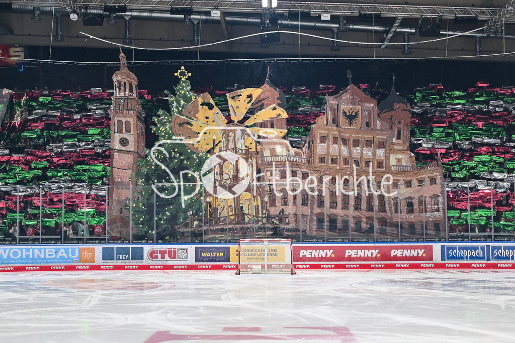 Augsburger Panther - Nürnberg Ice Tigers | AUGSBURG, GERMANY - 23. DECEMBER: Die Fans des AEV haben einen Choreographie vorbereitet / Choreo / Weihnachtsmarkt / Rathaus vor dem Match zwischen den Augsburger Panthern und den Nürnberg Ice Tigers am 31. Spieltag der Penny DEL im Curt Frenzel Stadion