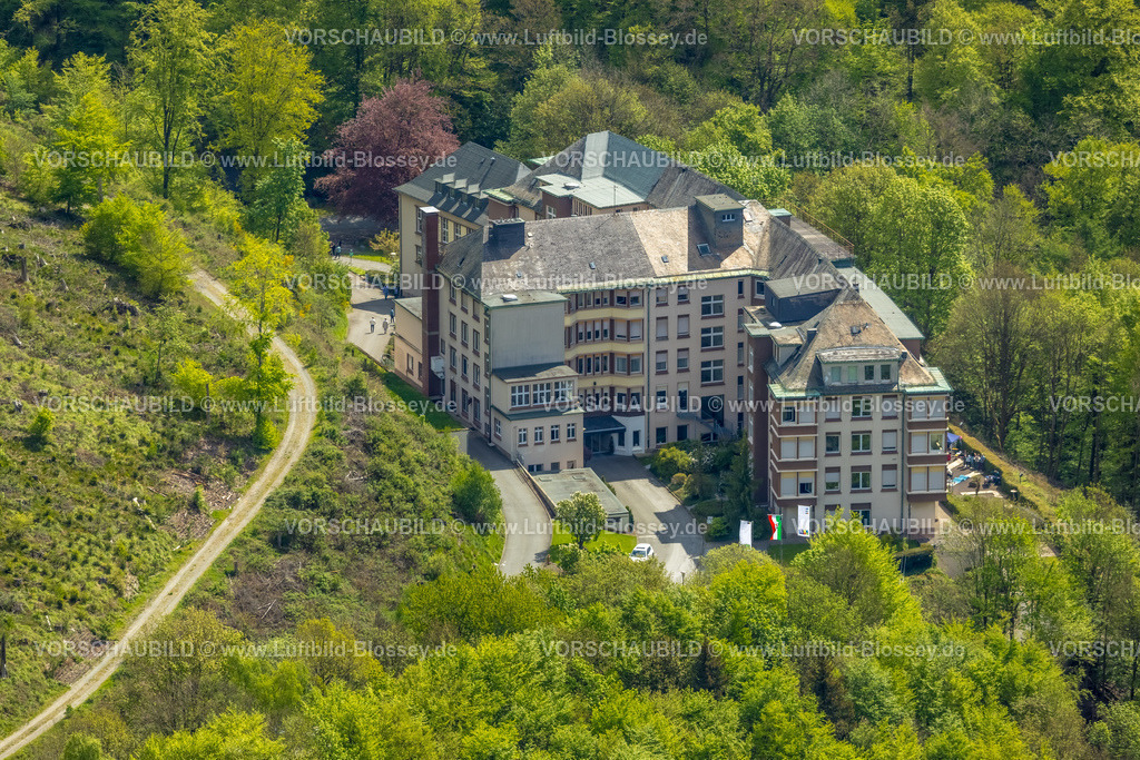 Brilon240503740 | Luftbild, Klinik Brilon-Wald GmbH Krankenhaus, Friedrich-Köster-Weg, Hohenimberg, Brilon-Wald, Brilon, Sauerland, Nordrhein-Westfalen, Deutschland